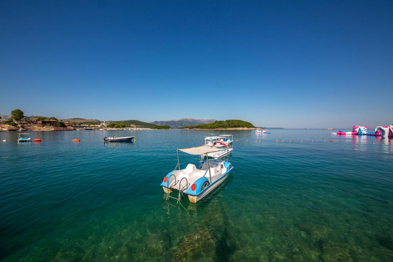 Hotel New Crystal Ksamil Eksteriør billede